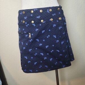 Reversible Blue & Purple Adjustable Waist Snap Buttons  Zipper Pockets Skirt